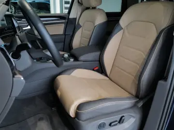Touareg 3.0TDI Elegance AHK Allradlenkung Matrix