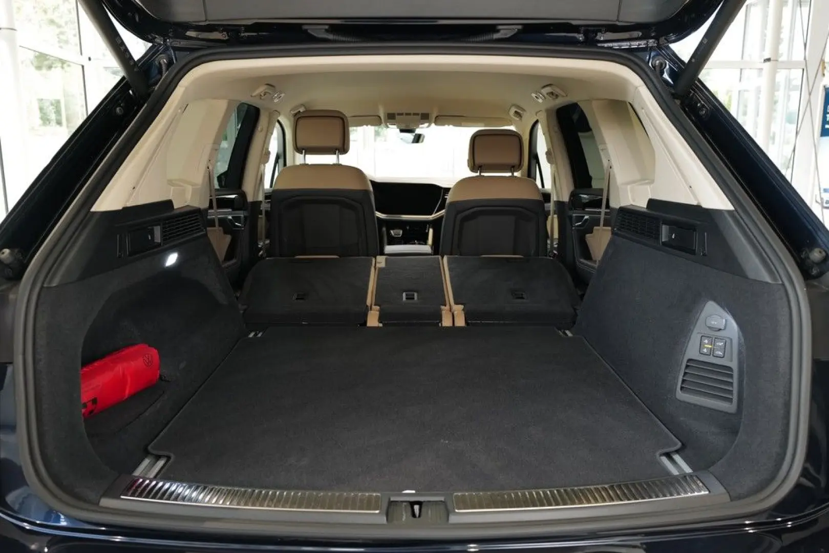 Touareg 3.0TDI Elegance AHK Allradlenkung Matrix