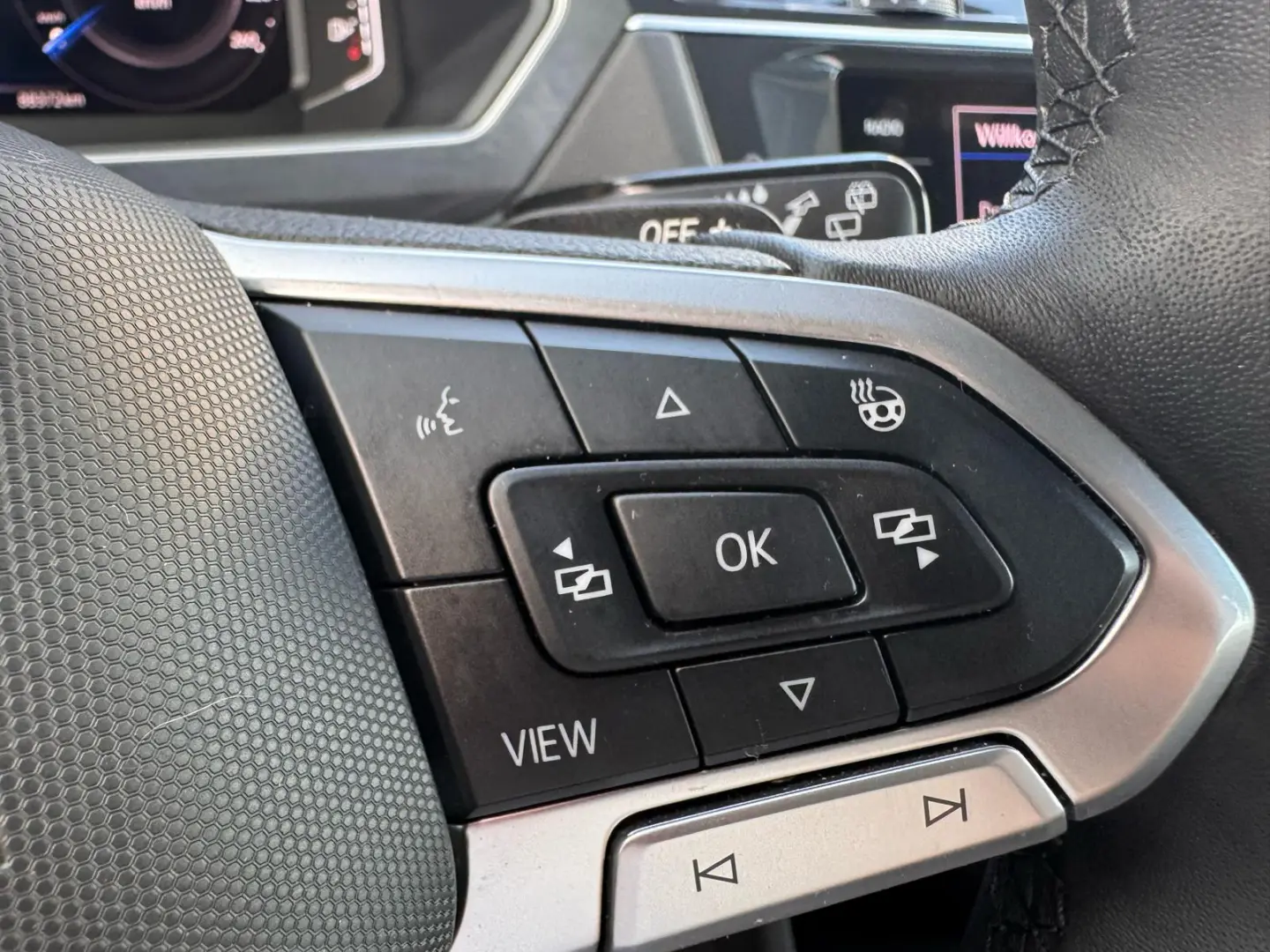 VOLKSWAGEN Tiguan 2.0 TDI SCR 4MOTION DSG Elegance