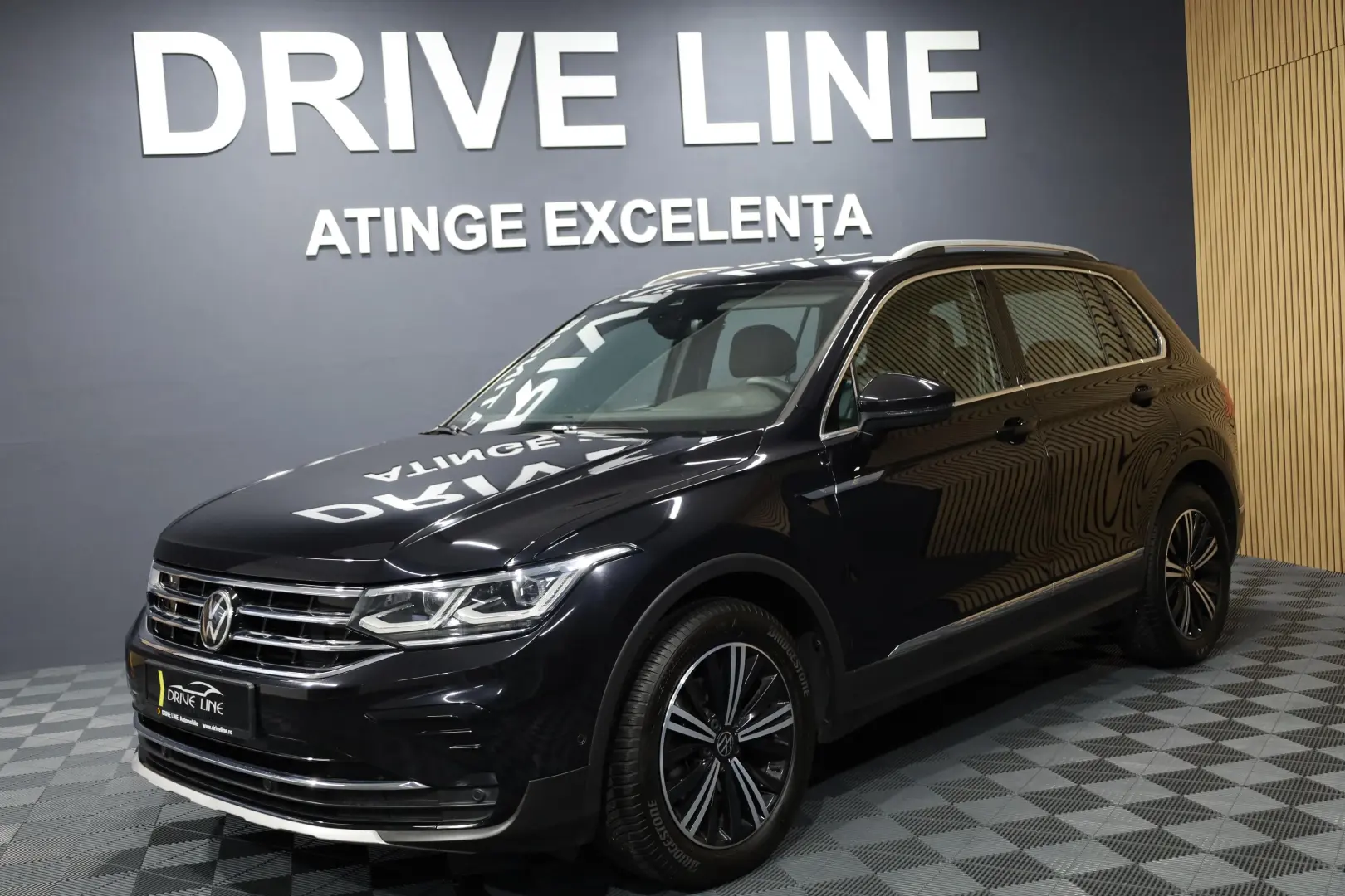 VOLKSWAGEN Tiguan 2.0 TDI SCR 4MOTION DSG Elegance
