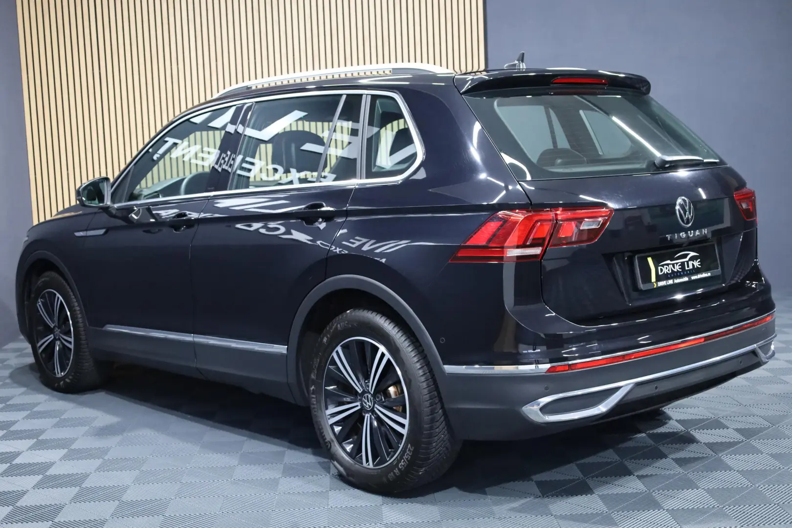 VOLKSWAGEN Tiguan 2.0 TDI SCR 4MOTION DSG Elegance