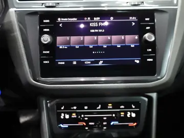 VOLKSWAGEN Tiguan 2.0 TDI SCR 4MOTION DSG Elegance