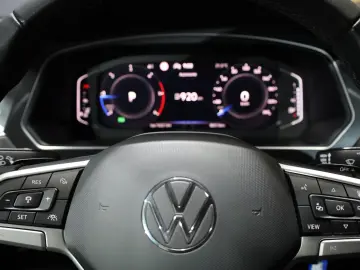 VOLKSWAGEN Tiguan 2.0 TDI SCR 4MOTION DSG Elegance