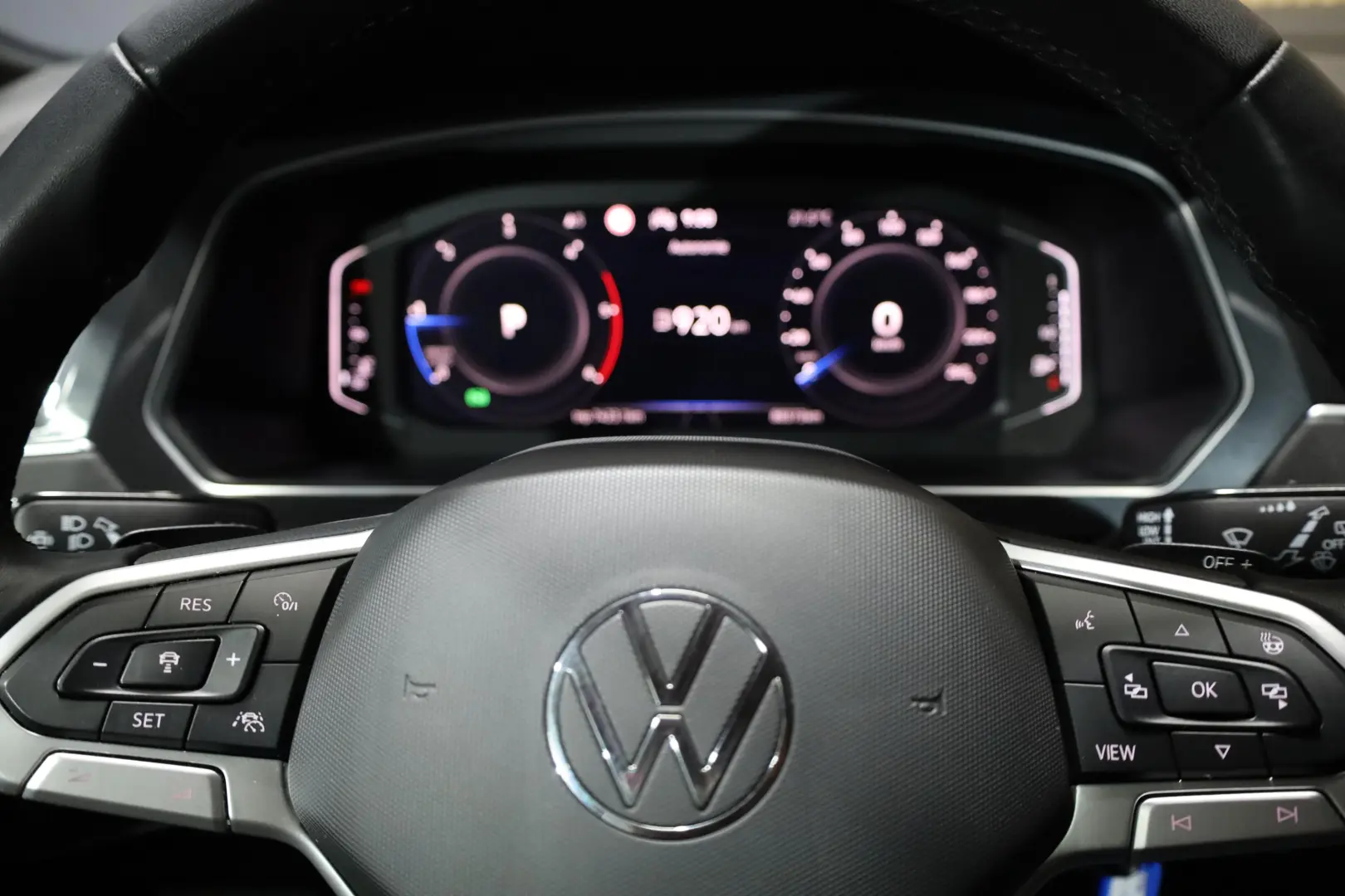 VOLKSWAGEN Tiguan 2.0 TDI SCR 4MOTION DSG Elegance