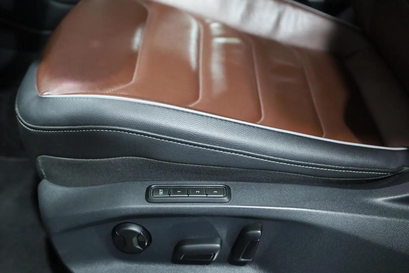 VOLKSWAGEN Tiguan 2.0 TDI SCR 4MOTION DSG Elegance