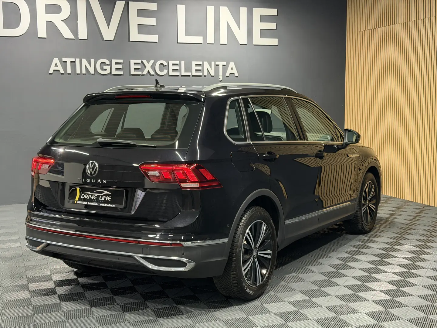 VOLKSWAGEN Tiguan 2.0 TDI SCR 4MOTION DSG Elegance