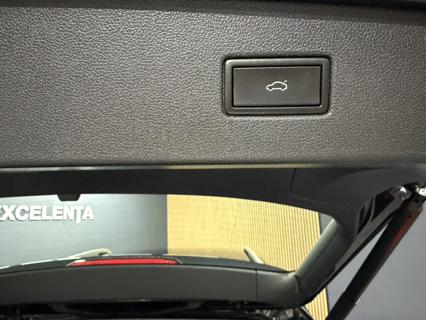 VOLKSWAGEN Tiguan 2.0 TDI SCR 4MOTION DSG Elegance