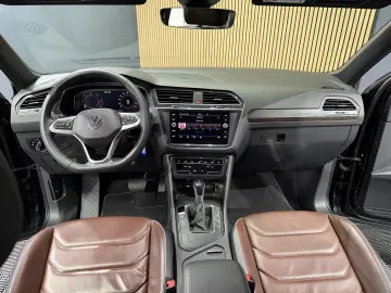 VOLKSWAGEN Tiguan 2.0 TDI SCR 4MOTION DSG Elegance