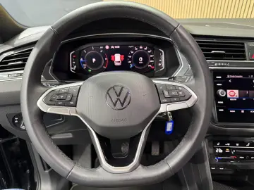 VOLKSWAGEN Tiguan 2.0 TDI SCR 4MOTION DSG Elegance