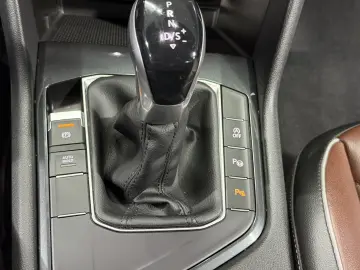 VOLKSWAGEN Tiguan 2.0 TDI SCR 4MOTION DSG Elegance