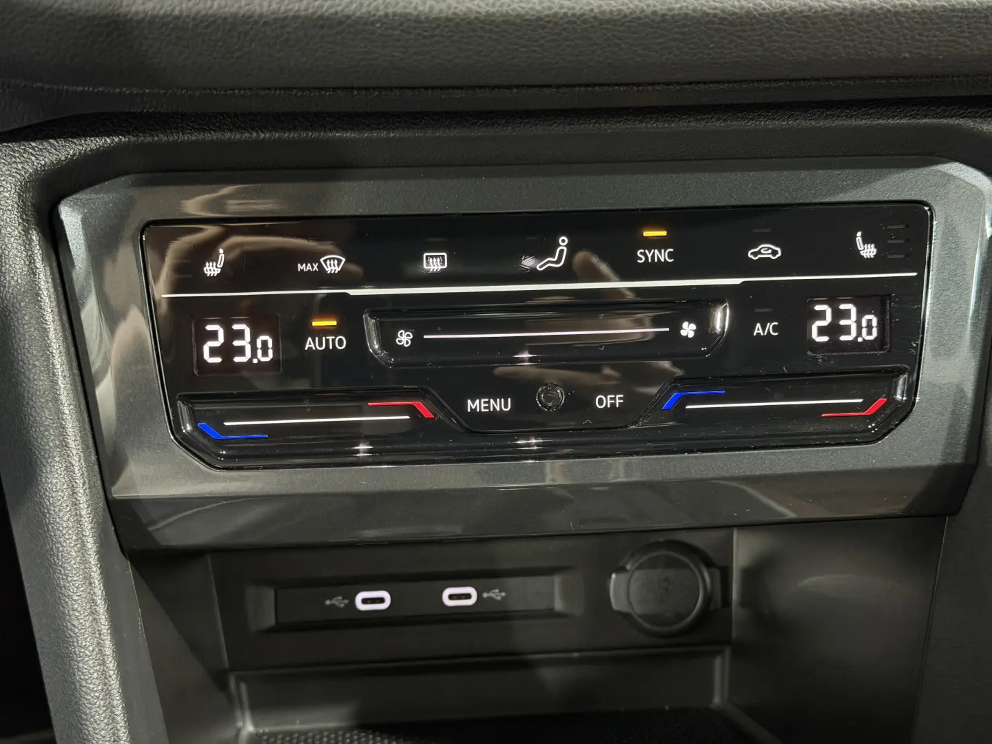 VOLKSWAGEN Tiguan 2.0 TDI SCR 4MOTION DSG Elegance