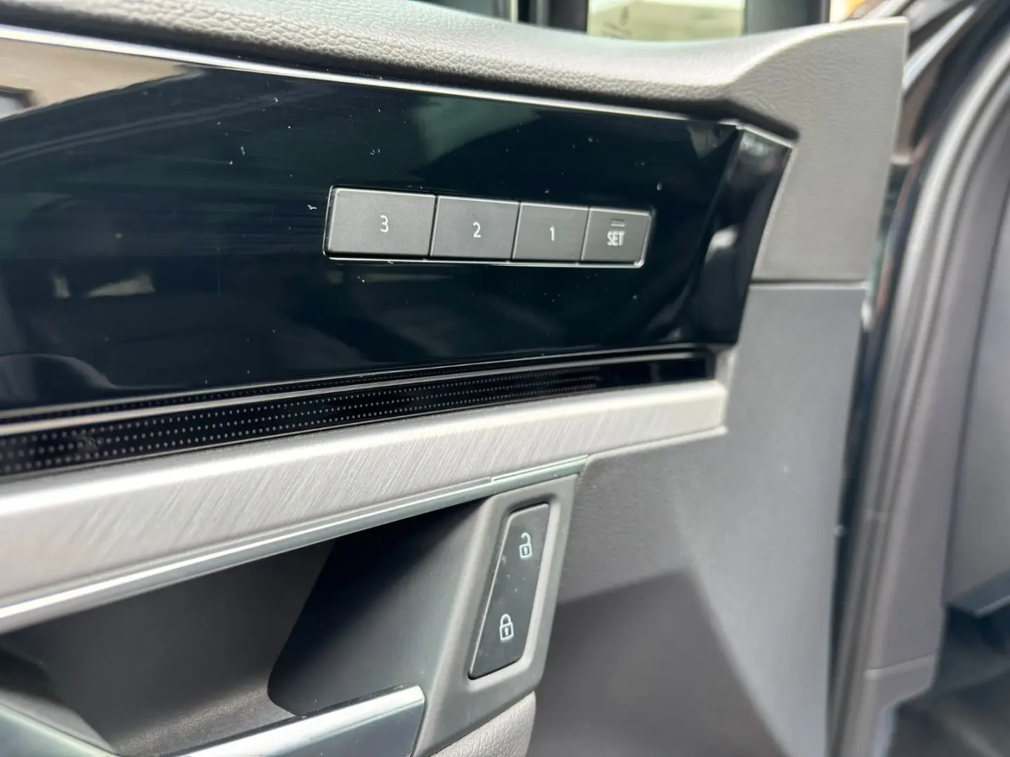 Touareg Elegance 4MO*PANO*StHz*AHK*MEMO-Pk.*VOLL