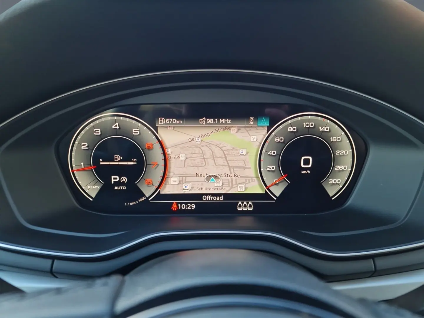 A5 Sportback 40 TFSI NAVI AHK 19