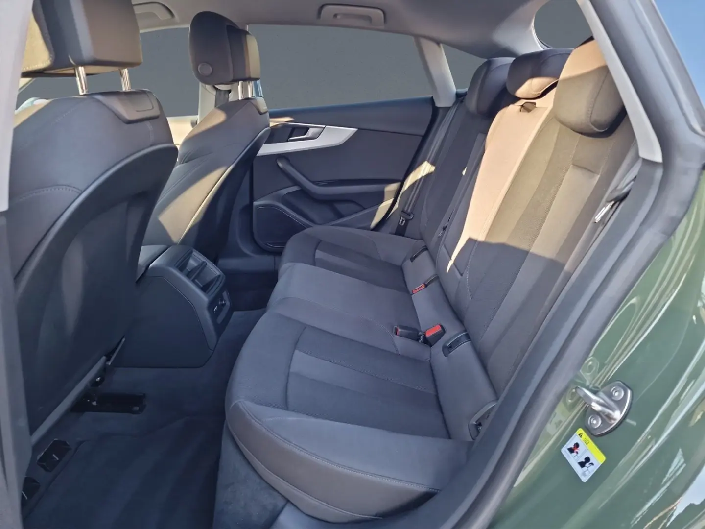 A5 Sportback 40 TFSI NAVI AHK 19