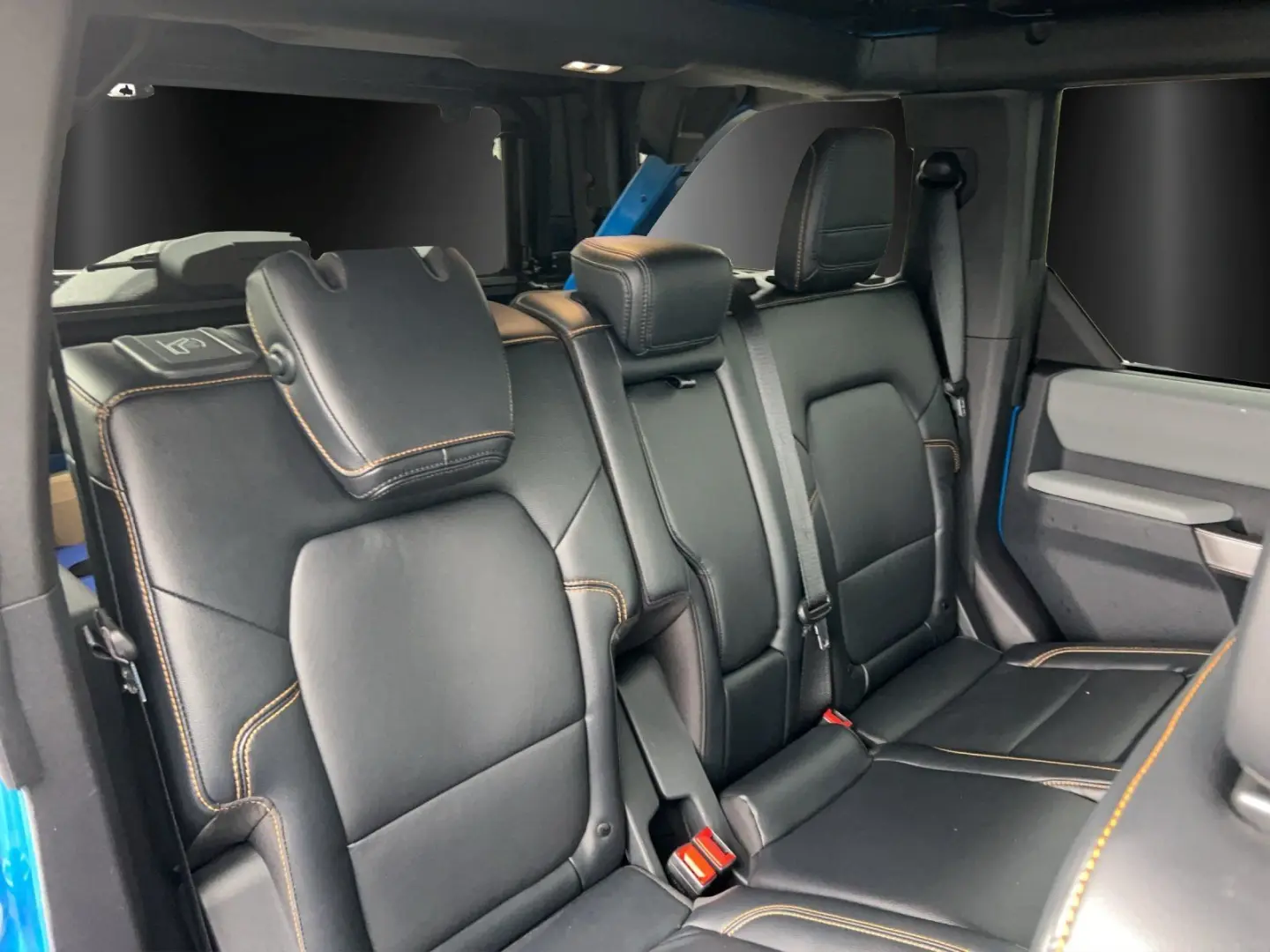Bronco 2.7 V6 Badlands Navi Sync4 Hifi B&O Kamra