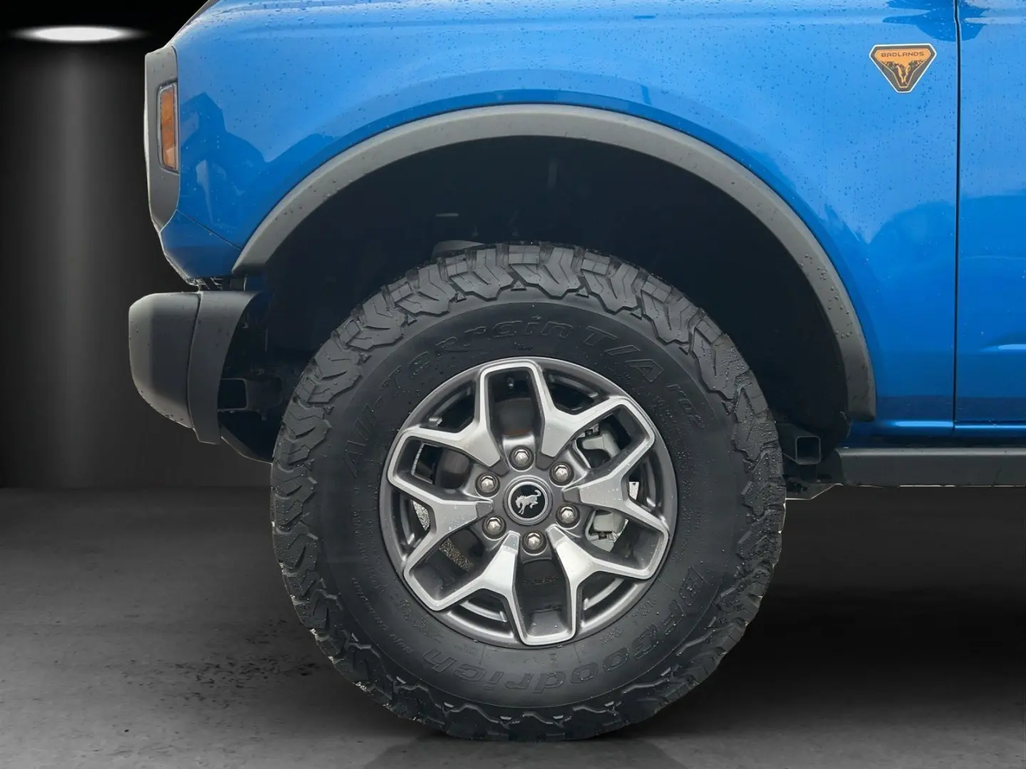 Bronco 2.7 V6 Badlands Navi Sync4 Hifi B&O Kamra