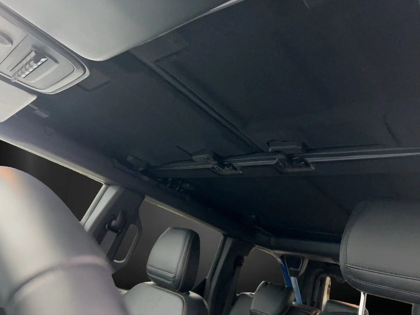 Bronco 2.7 V6 Badlands Navi Sync4 Hifi B&O Kamra