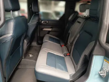 Bronco 2.7 EcoBoost V6 Outer Banks *SYNC4*360*