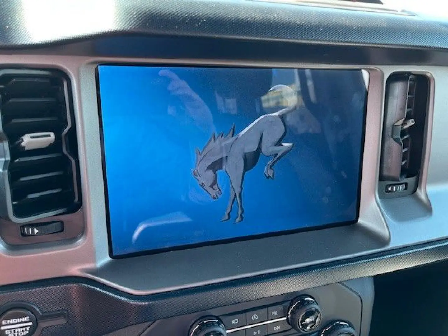Bronco 335PS Autm. 4x4 2.7 V6 Outer Banks LED
