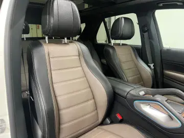 GLE 400d, AMG, Pano, Airmatic, Burmester, Massag