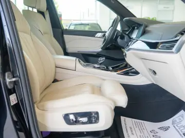 BMW X7 XDRIVE40D