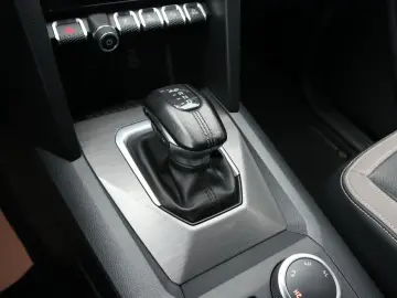 Amarok 3.0 TDI Aventura Doppelkab 4M-LED-LKZ-AHK