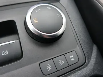 Amarok 3.0 TDI Aventura Doppelkab 4M-LED-LKZ-AHK