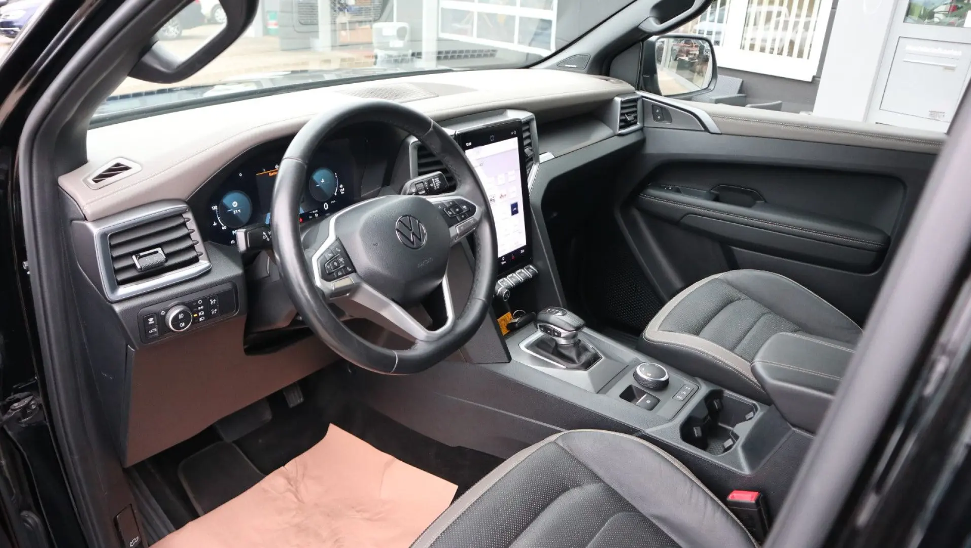 Amarok 3.0 TDI Aventura Doppelkab 4M-LED-LKZ-AHK