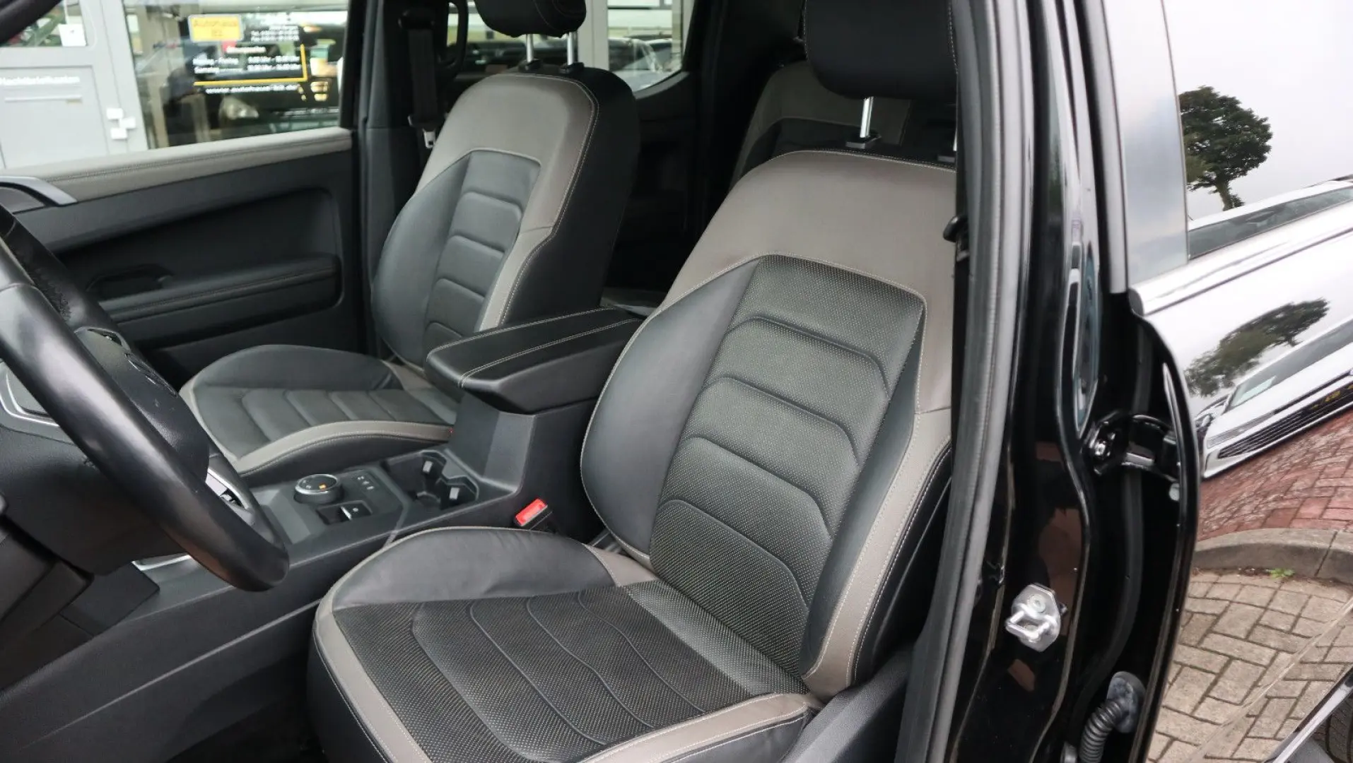 Amarok 3.0 TDI Aventura Doppelkab 4M-LED-LKZ-AHK
