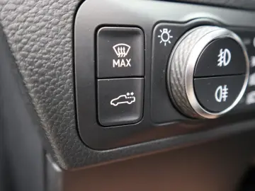 Amarok 3.0 TDI Aventura Doppelkab 4M-LED-LKZ-AHK