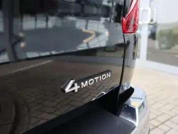 Amarok 3.0 TDI Aventura Doppelkab 4M-LED-LKZ-AHK