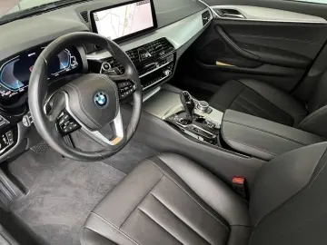 545e xDrive Limousine Navi.DriveA.Hifi.AHK.Allra
