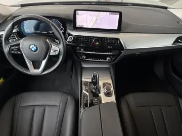 545e xDrive Limousine Navi.DriveA.Hifi.AHK.Allra