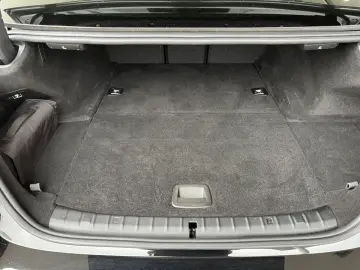 545e xDrive Limousine Navi.DriveA.Hifi.AHK.Allra