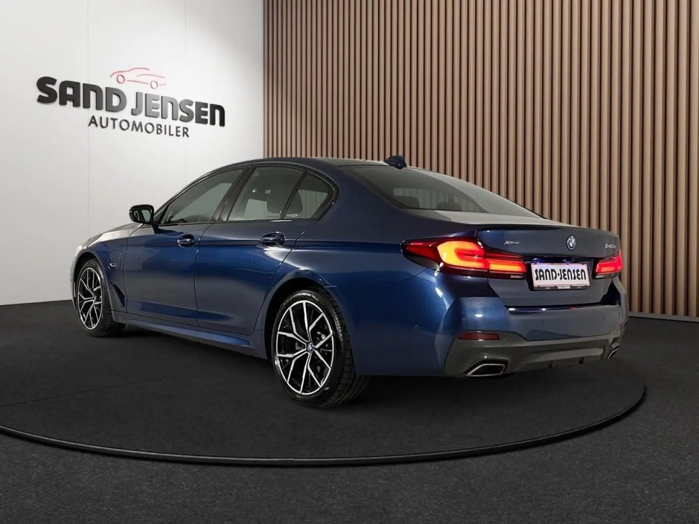 545e 3,0 xDrive Limo M-Sport AHK H&K ACC Shadow