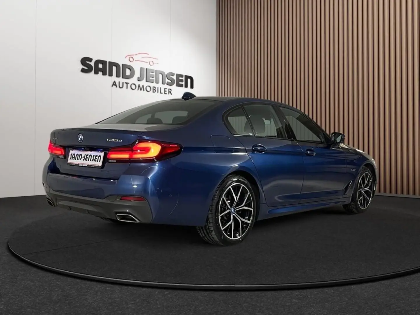 545e 3,0 xDrive Limo M-Sport AHK H&K ACC Shadow