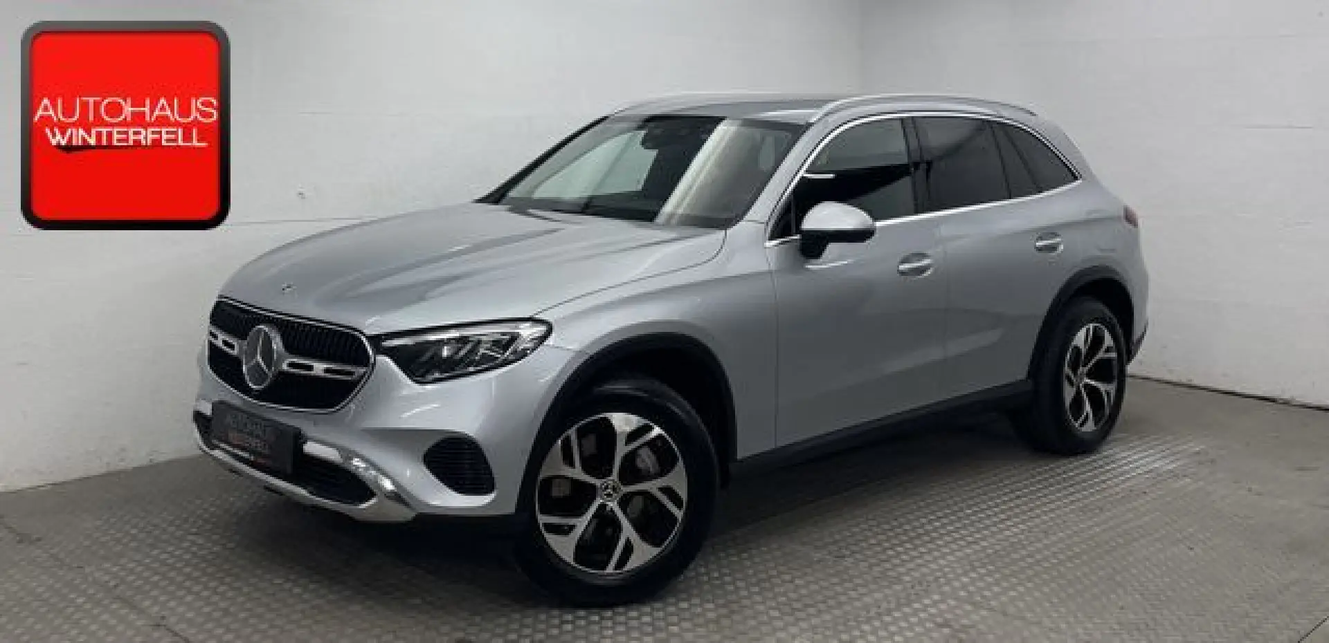 GLC 300 e 4M AVANTGARDE MEMO+MASSAGE+BURMESTER+