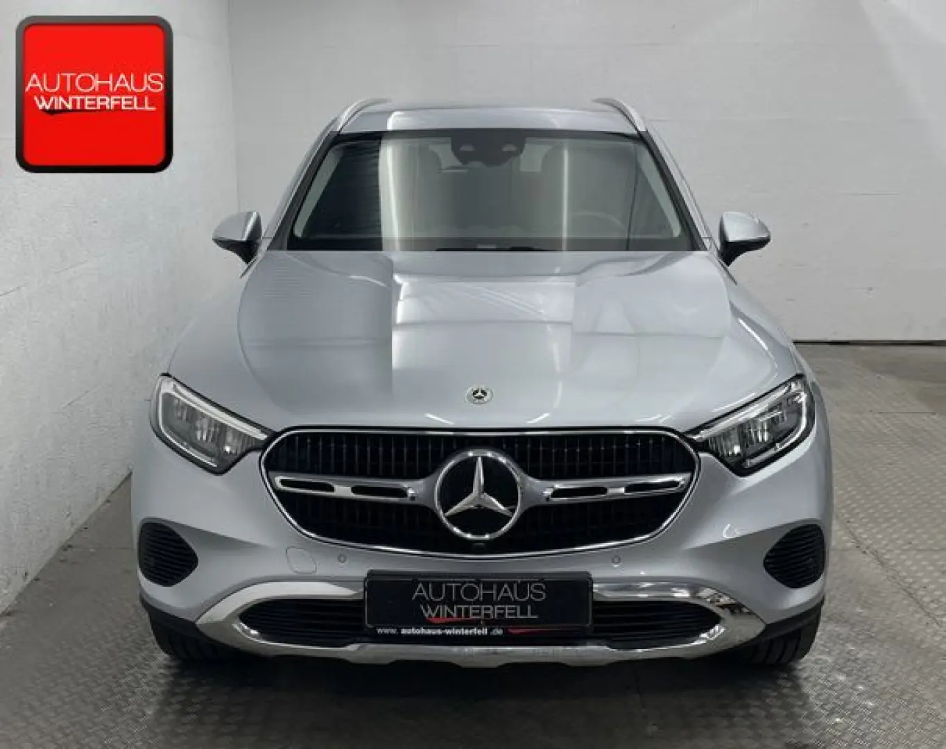 GLC 300 e 4M AVANTGARDE MEMO+MASSAGE+BURMESTER+