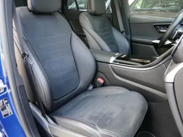 GLC 300 4M AMG|NAV|KEYL|PANO|AHK|LED|360°|MEMORY