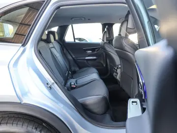 GLC 300 e 4M Avantgarde Advanced Plus Distr. LED