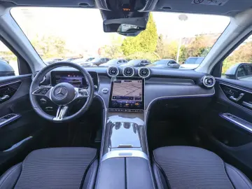 GLC 300 e 4M Avantgarde Advanced Plus Distr. LED
