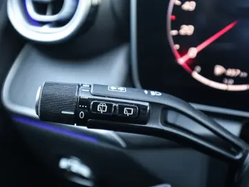 GLC 300 e 4M Avantgarde Advanced Plus Distr. LED