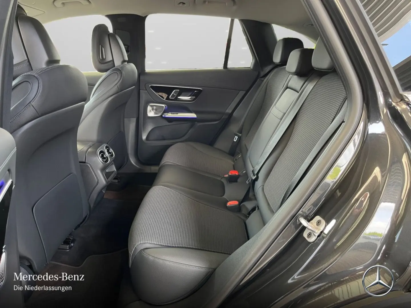 GLC 300 e 4MA AVANTGARDE Advanced+/DIGITAL LIGHT