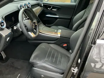 GLC 300 d 4M AMG Distronic Rückfahrkamera AHK