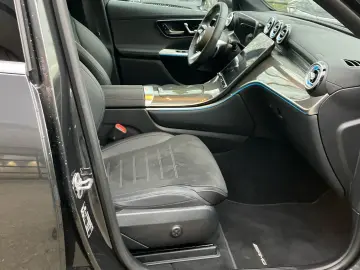 GLC 300 d 4M AMG Distronic Rückfahrkamera AHK