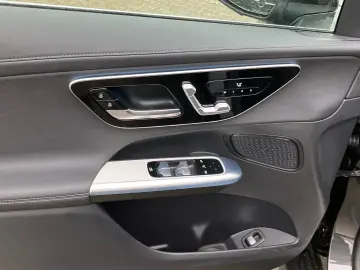GLC 300 d 4M AMG Distronic Rückfahrkamera AHK