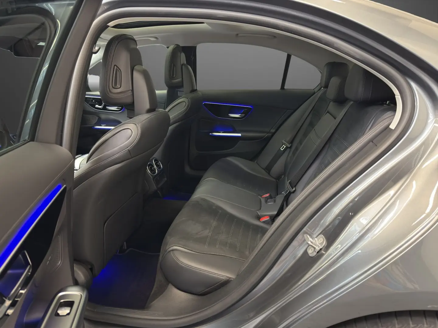 C 220 d AMG Pano*NIGHT*MEMORY*Totwinkel*Keyless*