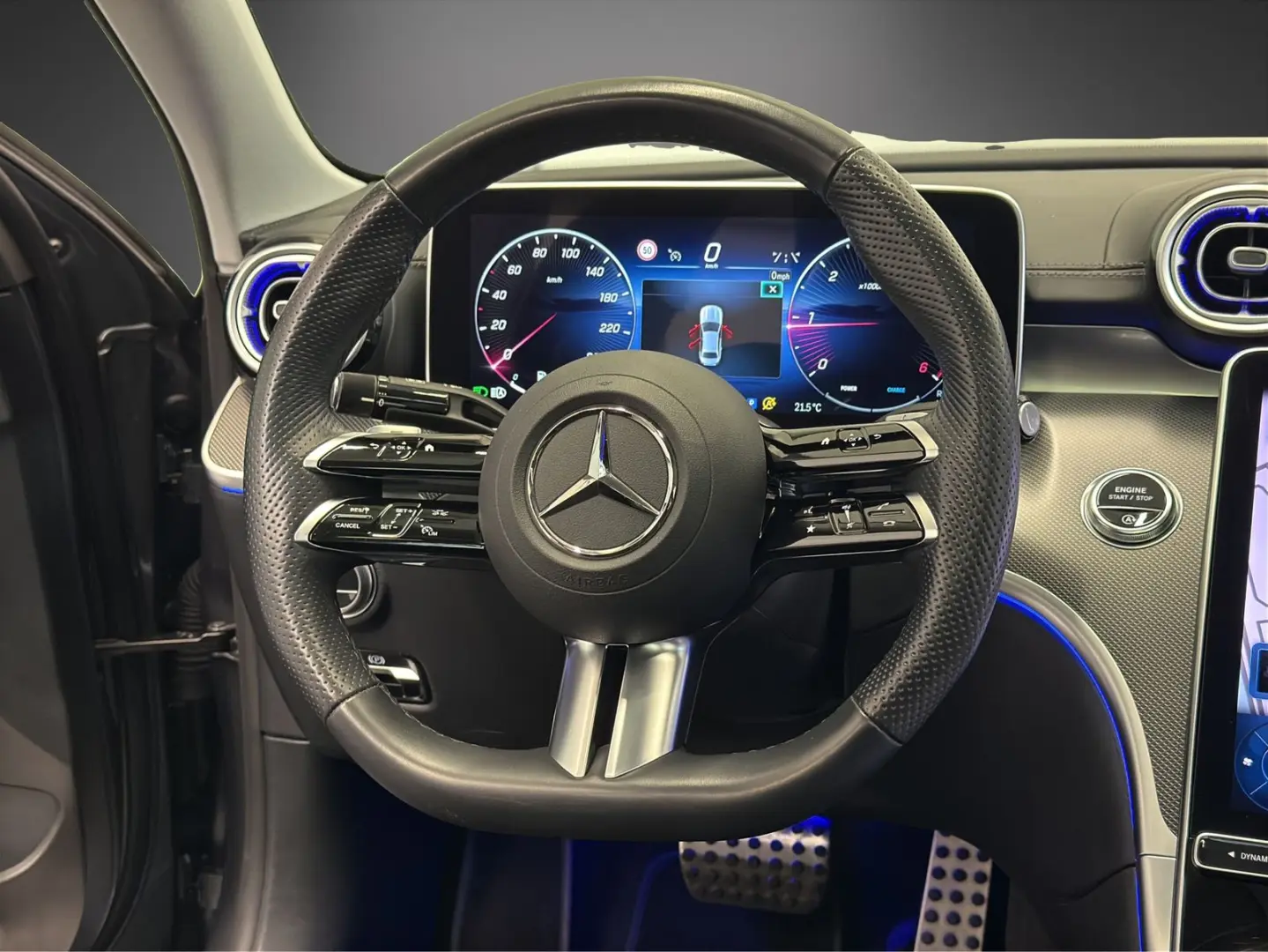 C 220 d AMG Pano*NIGHT*MEMORY*Totwinkel*Keyless*