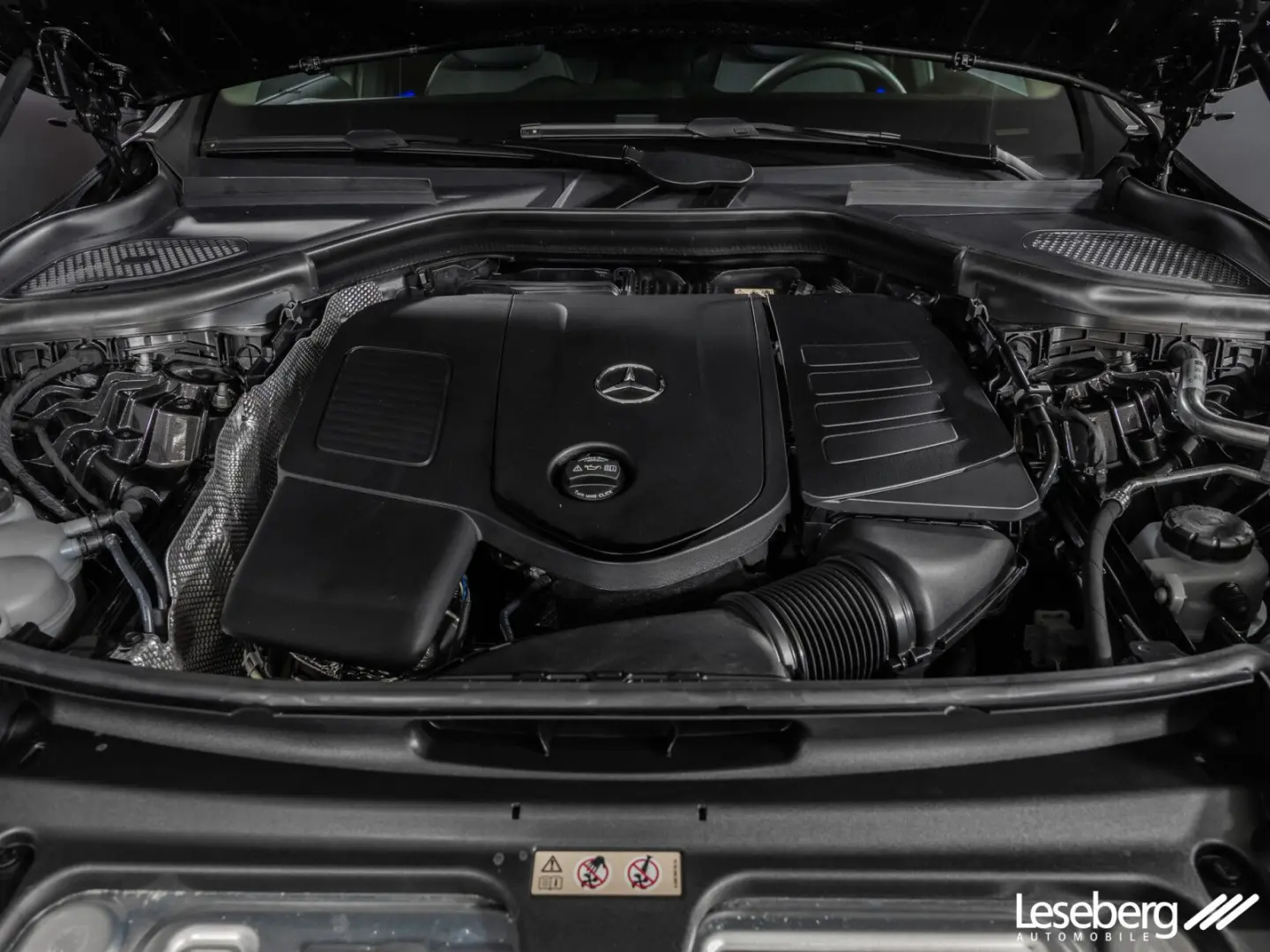 GLC 300 e 4M Avantgarde LED/Pano/360°/Memory/DAB