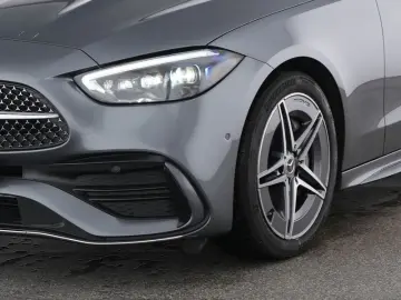 C 180 AMG+DIGITAL LIGHT+NAV+360°+AMBIENTE+18